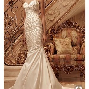 Brand new wedding dress
